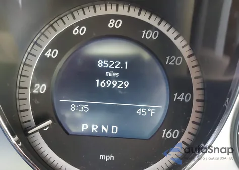 2011 Mercedes-Benz C 300 Luxury 4Matic/Sport 4Matic z USA, uszkodzony, nr VIN WDDGF8BB3BR183540